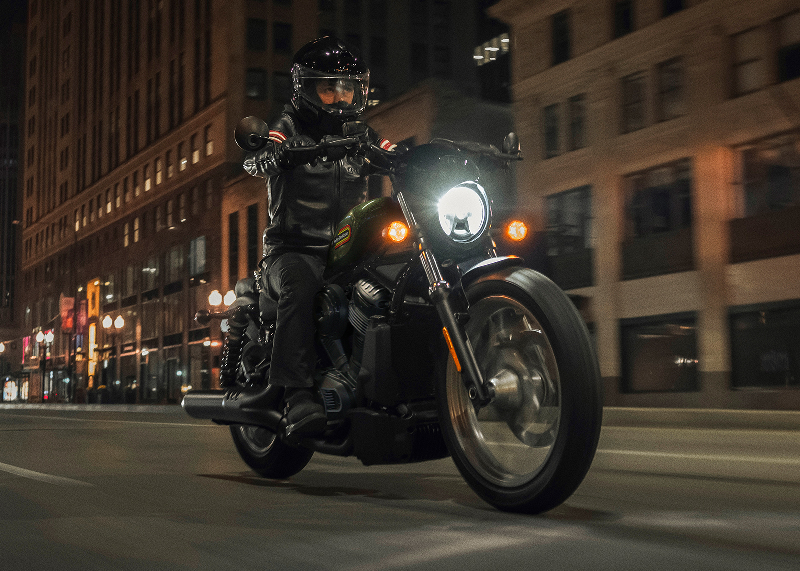 2026-nightster-special-riding-ls-1