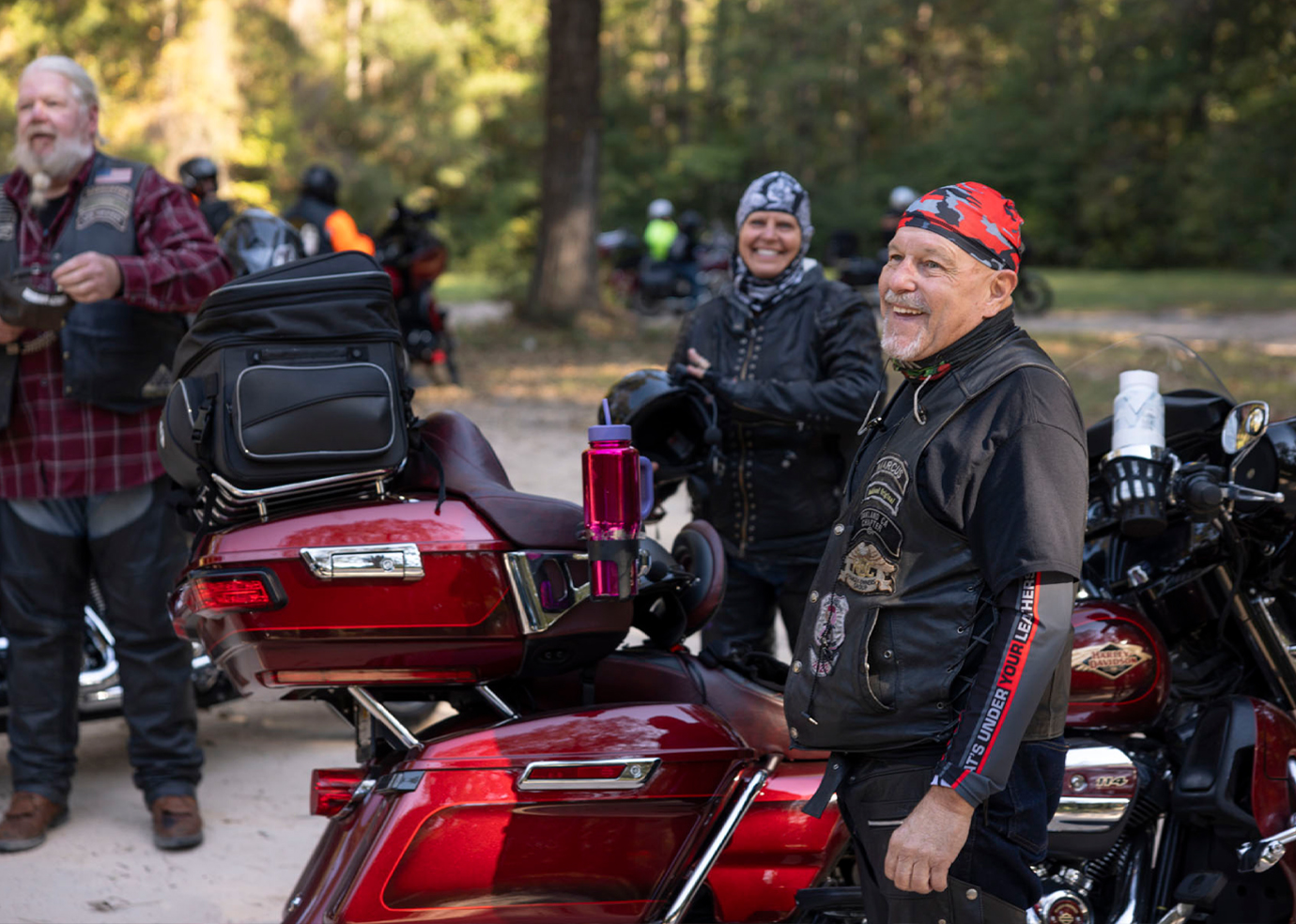 group-hog-members-roadside-with-motorcycles-ls